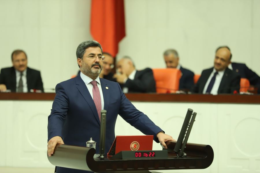 Özkaya; “AK Parti milletin emrinde 19 yıldır destan yazıyor”