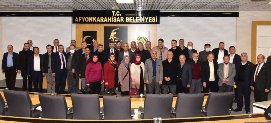 Başkan Zeybek mahalle muhtarları ile toplantı yaptı