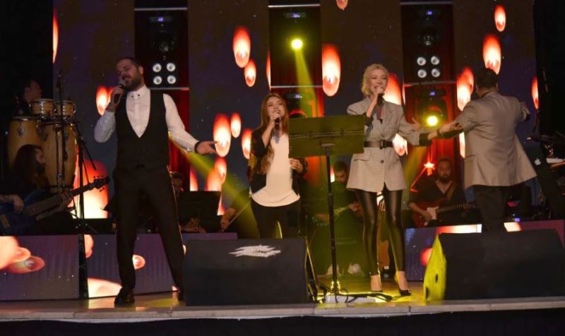 Öğretmenler konserde bir araya geldi