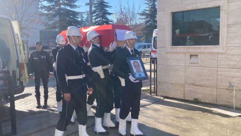 Polis Memuru Metin Erdir son yolculuğuna uğurlanıyor