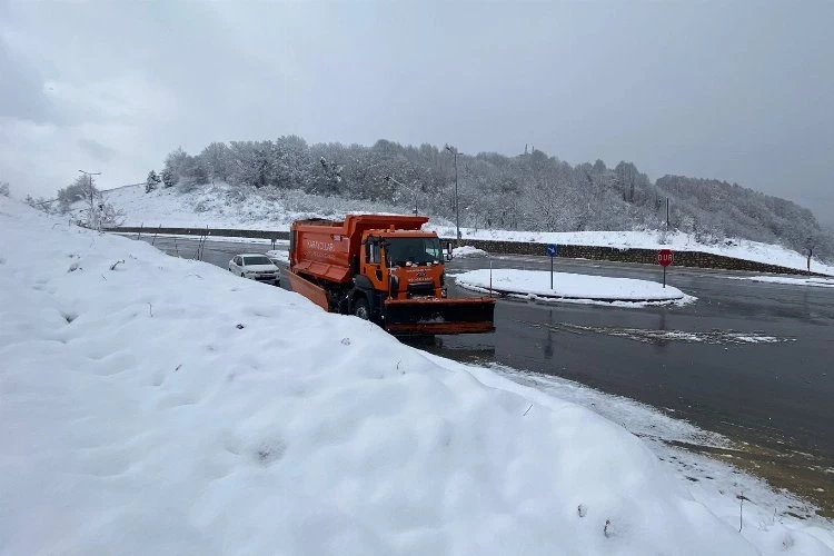 Bugün hava nasıl olacak? Doğuya yılın ilk karı düşüyor