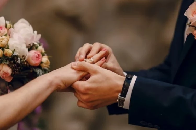 Yeni evlenecek çiftler dikkat: Bakan uyardı