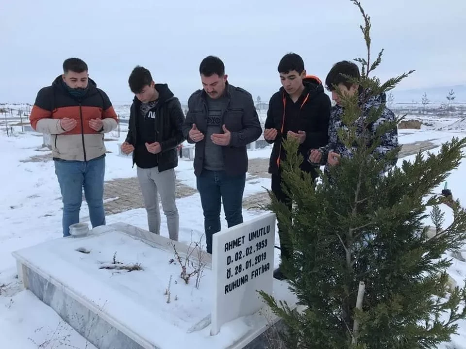 Bolvadin Ülkü Ocakları Eski Başkanı Ahmet Umutlu Vefatının 5. Yılında Anıldı