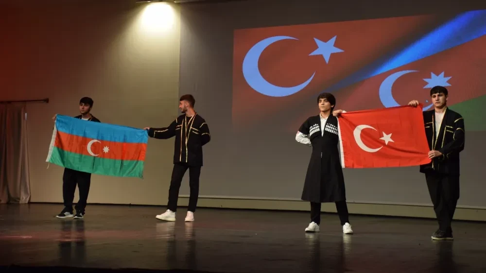 AKÜ ve AFSÜ’de Azerbaycan Kültürü Tanıtıldı