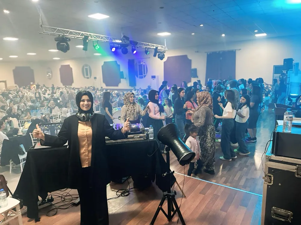 SİNANPAŞA’DA ANNELER GÜNÜ FESTİVALİ DÜZENLENDİ