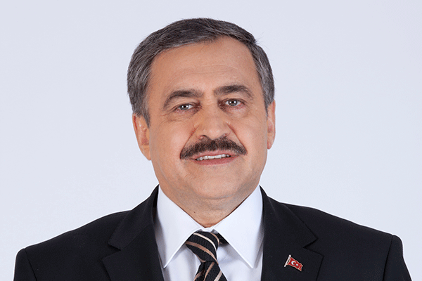 EROĞLU; ``BÜTÜN MÜSLÜMAN KARDEŞLERİMİZİN MÜBAREK KURBAN BAYRAMINI GÖNÜLDEN TEBRİK EDİYORUM``