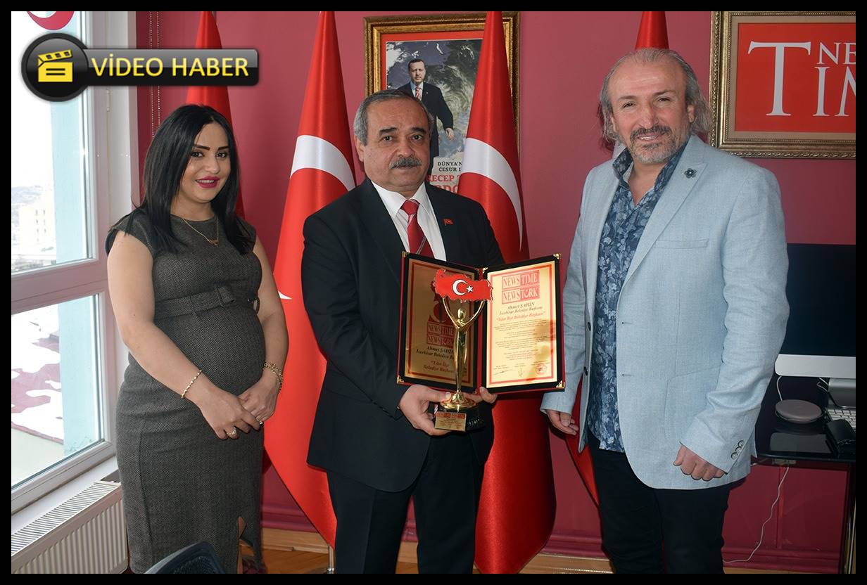 Başkan Ahmet Şahin?e ?Yılın İlçe Belediye Başkanı? ödülü