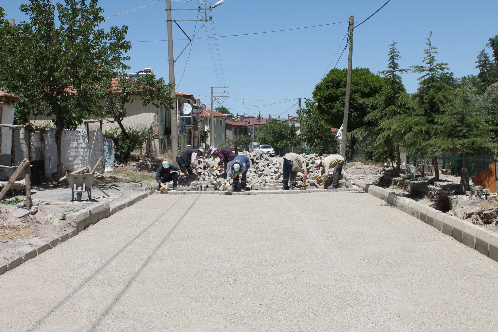 Çay?da tozlu çamurlu yol kalmayacak