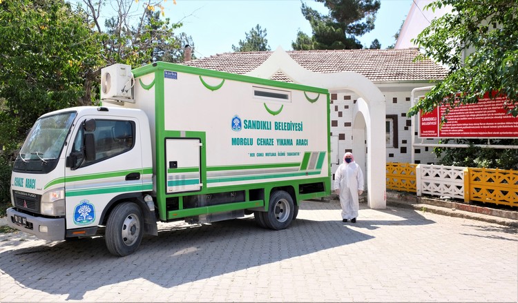 Sandıklı?da kadın gassal hizmet devam ediyor