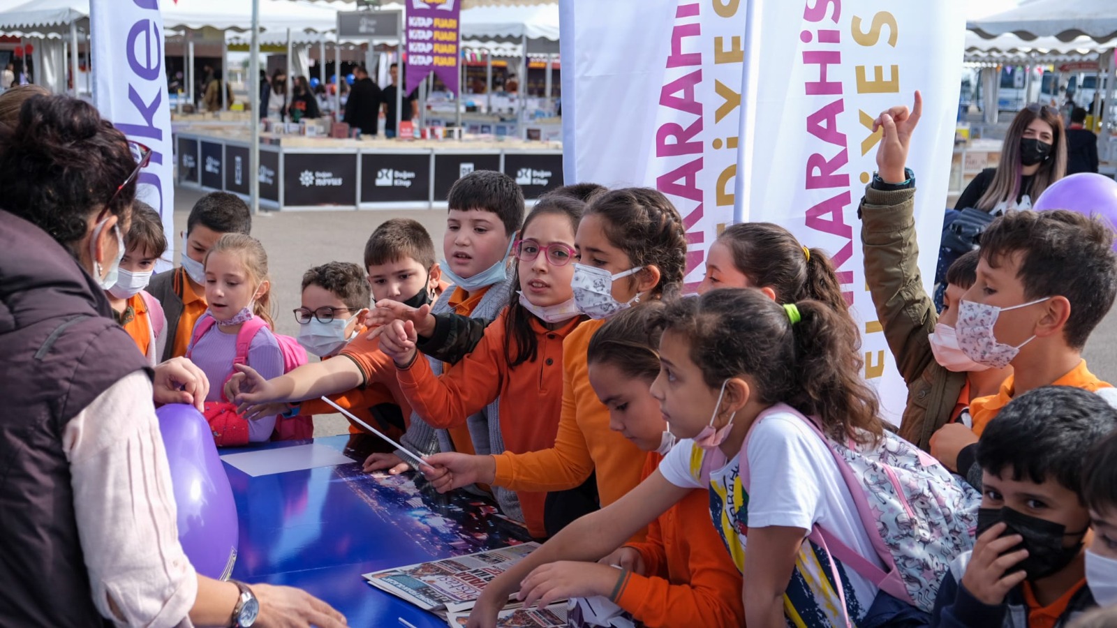 100 binden fazla kişi, Kitap Fuarı?nı ziyaret edecek